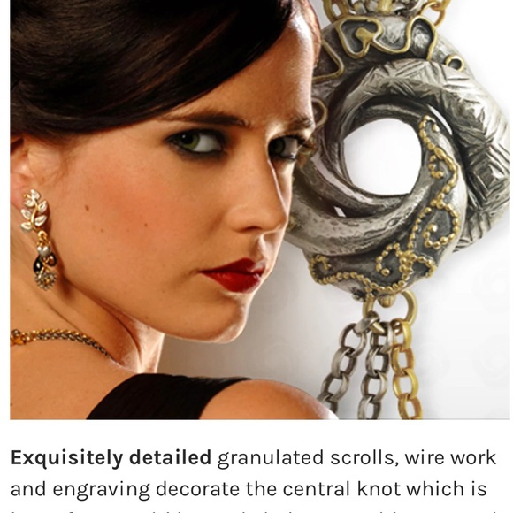 Algerian Love Knot necklace with triple chain. Bond Girl Bling 007 - Picture 3 of 12